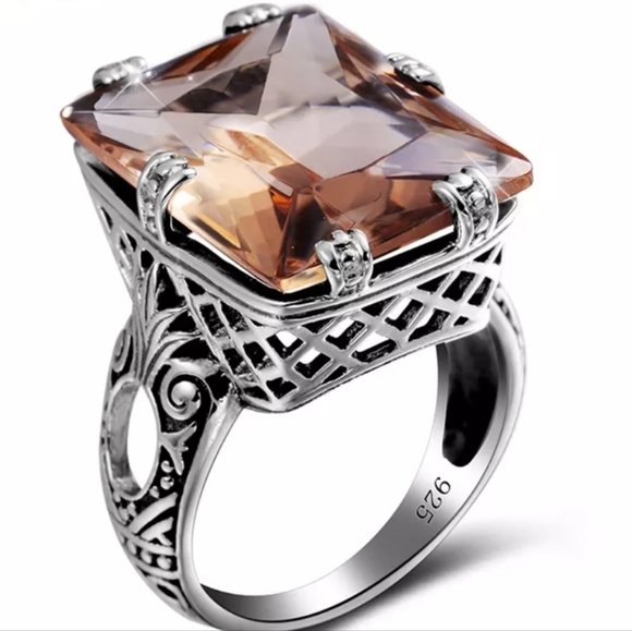 .Amber 925 Sterling Silver just gorgeous 😍